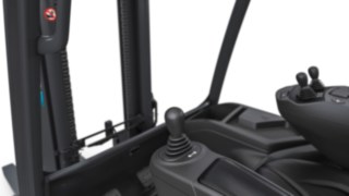 Für die Linde Steer Control sind zwei Bedienelemente verfügbar, hier der Joystick. Für die Linde Steer Control sind zwei Bedienelemente verfügbar, hier der Joystick.