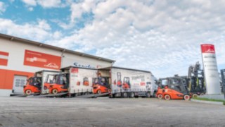 Verladung der Mietstapler