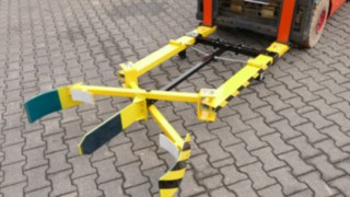 Sander Sonderbau Gabelstapler Zubehör Fassklammer