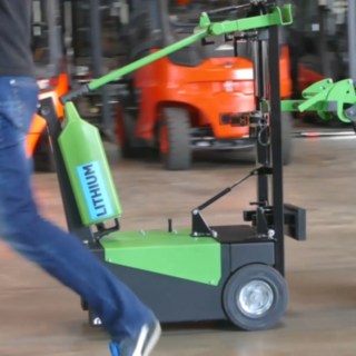 Movexx Sonderbau Kupplung Mülltonne im Einsatz