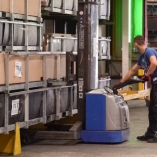 Vierpalettenstapler von Armani